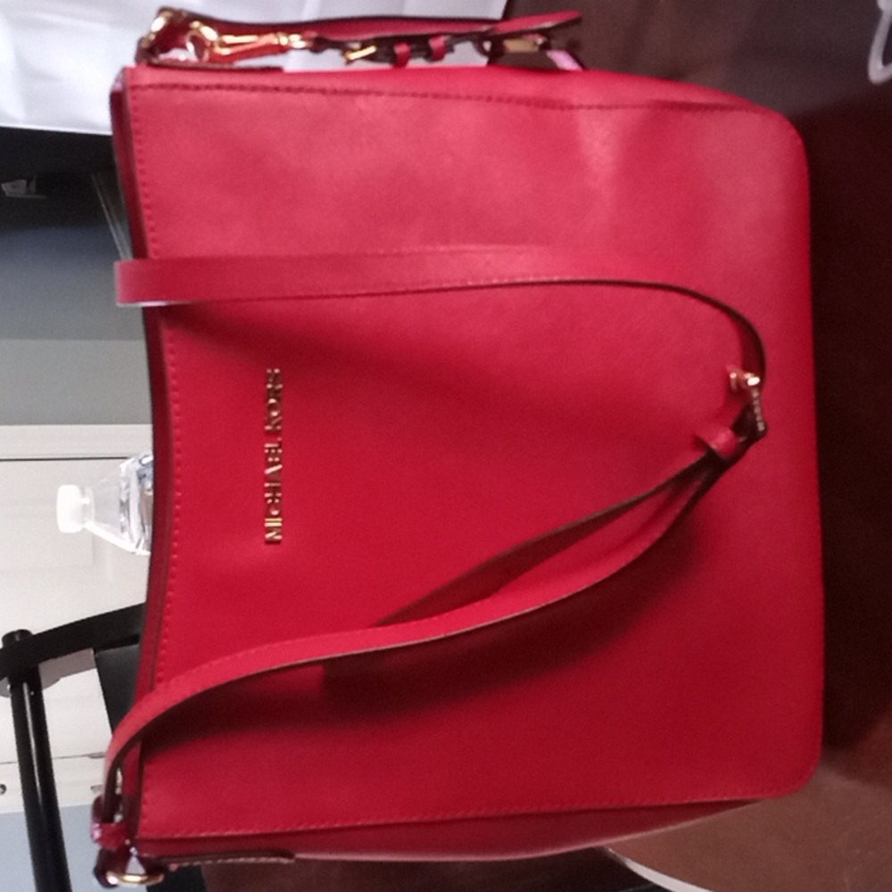 MK. PURSE